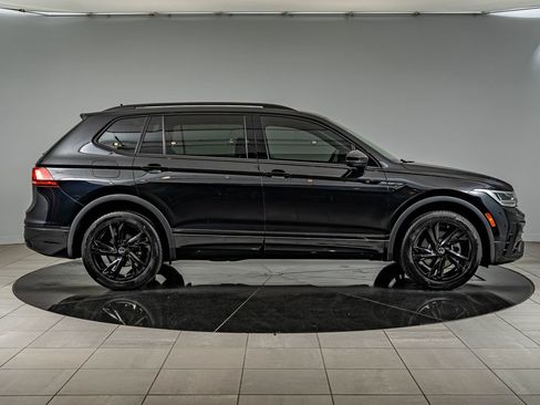 Used 2023 Volkswagen Tiguan SE R-Line FWD image 4
