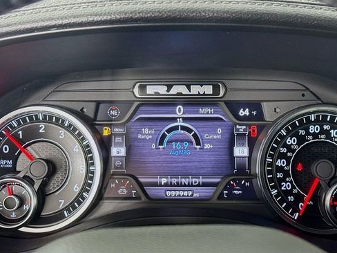 Used 2023 RAM 1500 Laramie image 14