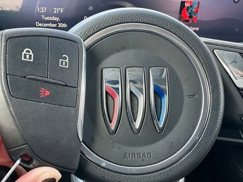 Used 2024 Buick Envision Preferred image 46