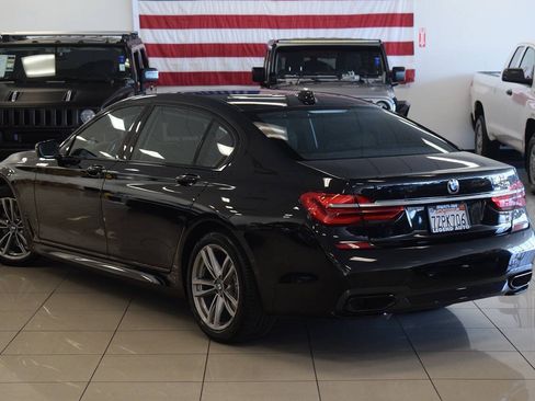 Used 2017 BMW 740i RWD image 7