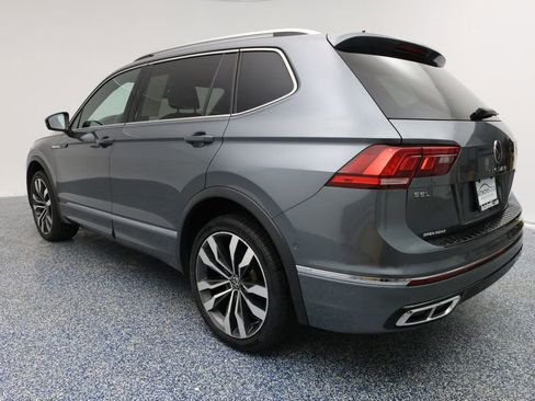 Used 2023 Volkswagen Tiguan SEL R-Line image 5