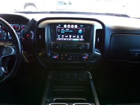 Used 2018 Chevrolet Silverado 1500 LT w/ All Star Edition RWD image 38