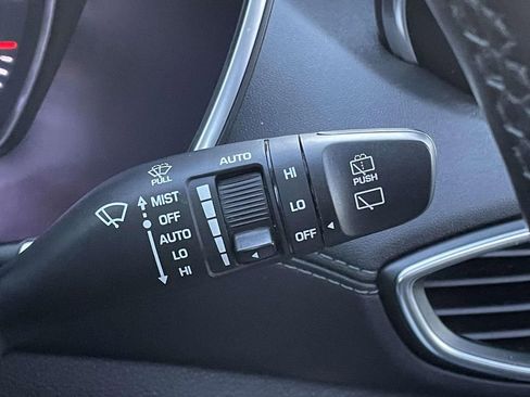 Used 2019 Hyundai Santa Fe Ultimate w/ Cargo Package image 14