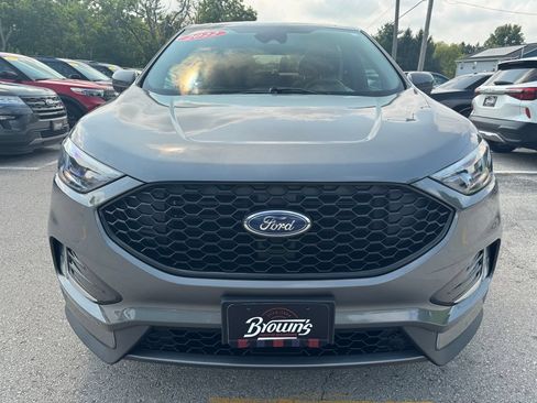 Used 2022 Ford Edge ST-Line w/ Cold Weather Package AWD/4WD image 2