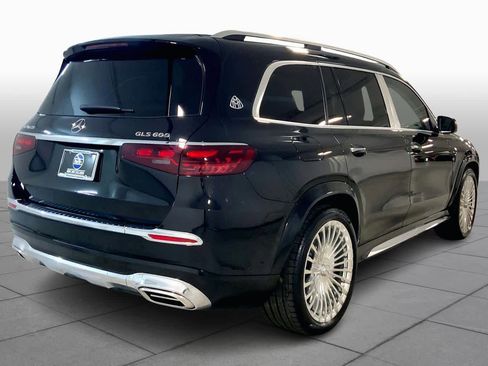 Used 2025 Mercedes-Benz Maybach GLS 600 4MATIC image 12
