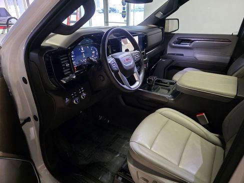 Used 2023 GMC Sierra 1500 SLT w/ SLT Premium Package image 13