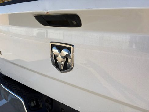 Used 2017 RAM 1500 Classic SLT image 31