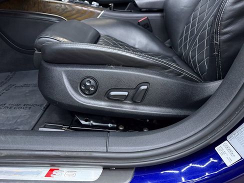 Used 2013 Audi S6 Prestige AWD/4WD image 18