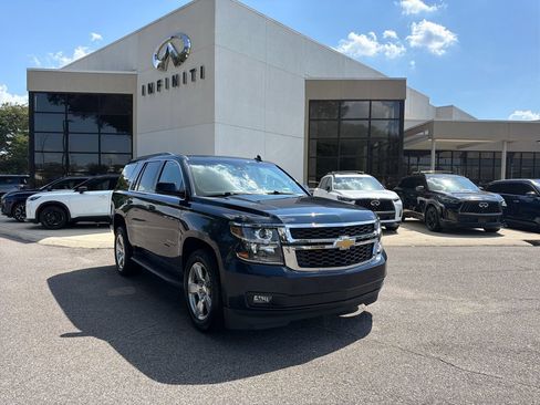 Used 2020 Chevrolet Tahoe LT w/ Luxury Package RWD image 1
