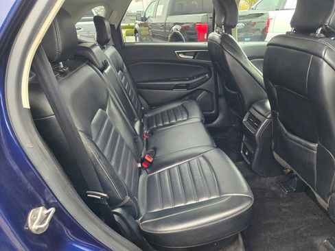 Used 2016 Ford Edge SEL w/ Equipment Group 201A image 9