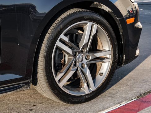 Used 2018 Audi A4 2.0T Ultra Premium Plus w/ Premium Plus Package image 56