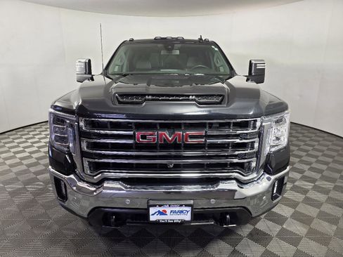 Used 2021 GMC Sierra 3500 SLT w/ SLT Preferred Package AWD/4WD image 12