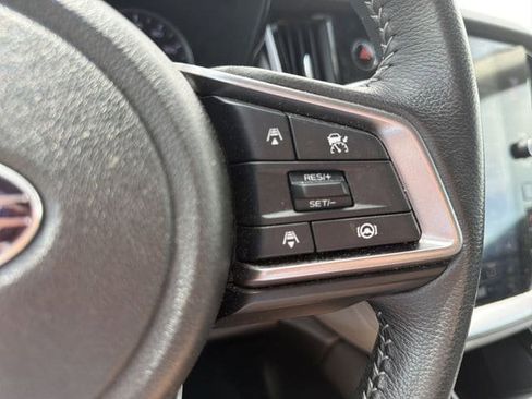 Used 2024 Subaru Outback Premium AWD/4WD image 28