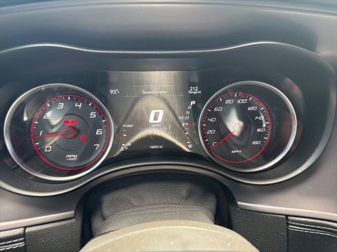 Used 2023 Dodge Charger Scat Pack w/ Plus Group RWD image 3