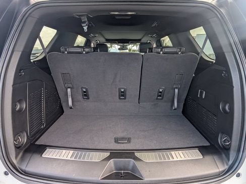 Used 2023 Chevrolet Tahoe RST AWD/4WD image 16