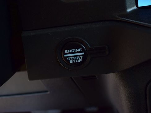 Used 2025 Ford Bronco Badlands AWD/4WD image 24