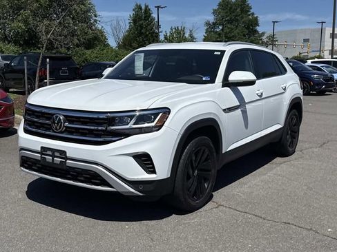 Used 2022 Volkswagen Atlas Cross Sport SE AWD/4WD image 5