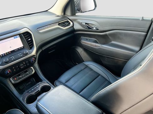 Used 2023 GMC Acadia Denali w/ Denali Technology Package AWD/4WD image 24