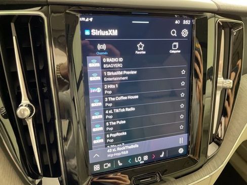 New 2025 Volvo XC60 T8 Plus w/ Protection Package Premier image 28