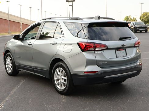 Used 2024 Chevrolet Equinox LT w/ LPO, Floor Liner Package FWD image 7