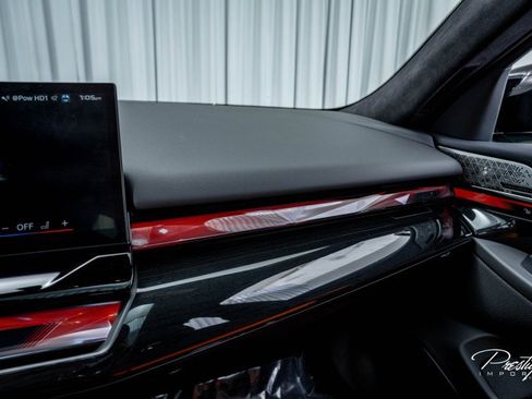 Used 2025 BMW M5 Touring w/ M Driver's Package image 33