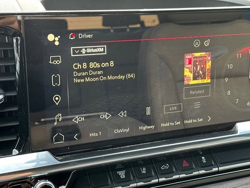 Used 2024 GMC Sierra 2500 SLT w/ Max Trailering Package image 25