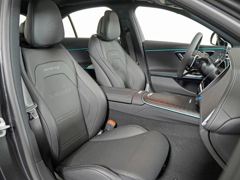 New 2026 Mercedes-Benz E 53 AMG e 4MATIC Sedan image 13