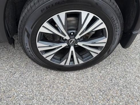 Used 2023 Nissan Rogue SV w/ SV Premium B Package AWD/4WD image 24
