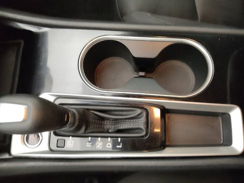 Used 2024 Nissan Altima 2.5 SV image 26