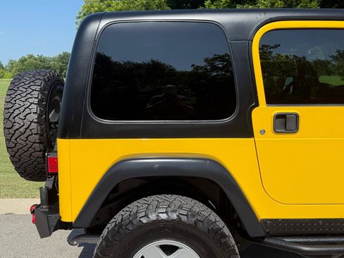 Used 2006 Jeep Wrangler Rubicon w/ Security Group AWD/4WD image 43