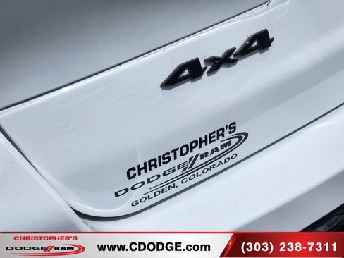 Used 2023 Jeep Grand Cherokee L Laredo AWD/4WD image 21