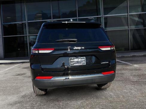 New 2025 Jeep Grand Cherokee Limited image 6