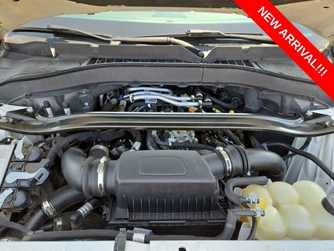 Used 2021 Ford Explorer Platinum w/ Equipment Group 601A AWD/4WD image 23