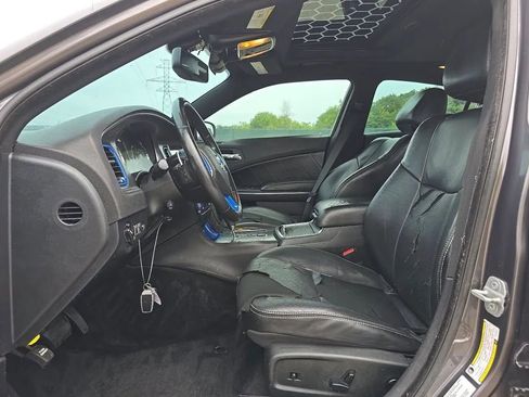 Used 2014 Dodge Charger R/T RWD image 5