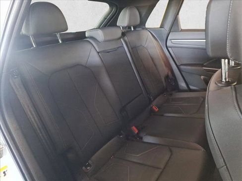 Used 2022 Audi Q3 2.0T Premium Plus image 17