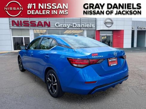 Used 2024 Nissan Sentra SV FWD image 5