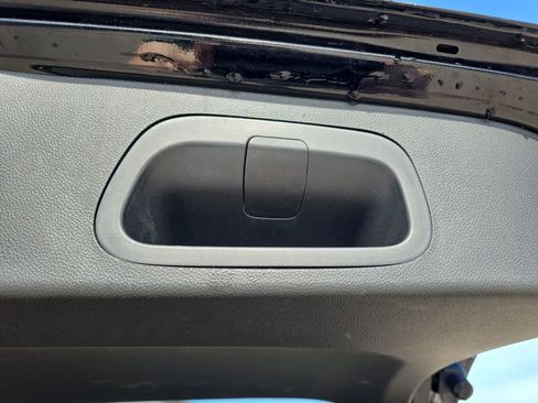 Used 2025 Chevrolet Trax LT w/ LT Convenience Package image 13