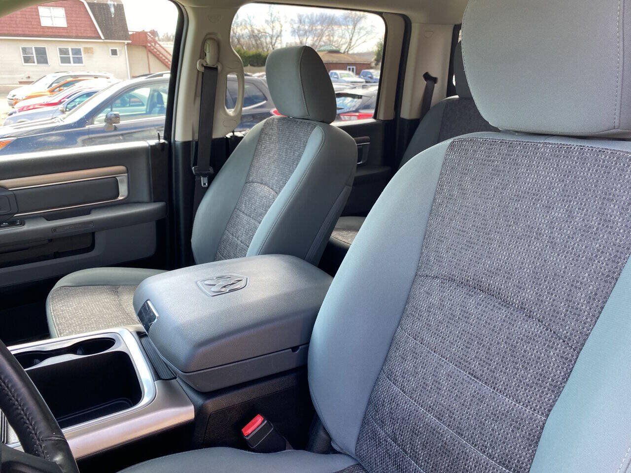 Used 2017 RAM 1500 Big Horn AWD/4WD image 12