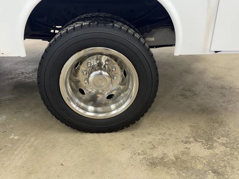 Used 2016 Ford F450 XL w/ Power Equipment Group image 21