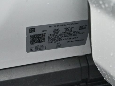 Certified 2025 Cadillac Escalade Sport w/ LPO, ONYX Package AWD/4WD image 46