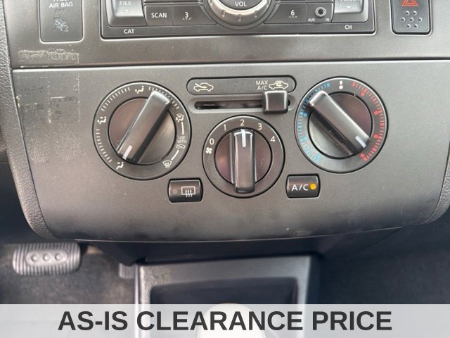 Used 2007 Nissan Versa Hatchback w/ ABS Pkg FWD image 30
