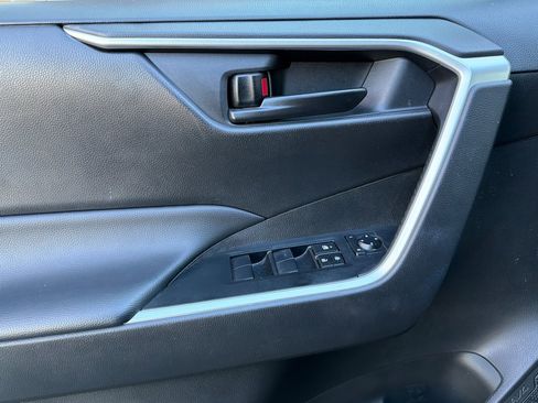 Used 2024 Toyota RAV4 LE image 11