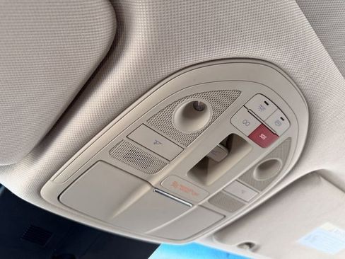 Used 2026 Genesis G70 2.5T Prestige image 28