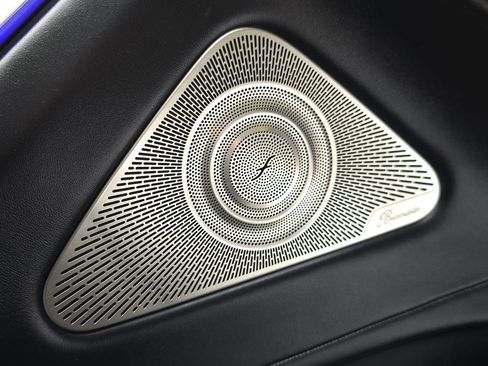 Used 2022 Mercedes-Benz S 580 4MATIC Sedan w/ AMG Line Package image 29