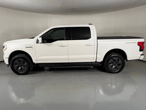 Used 2022 Ford F150 Lightning Lariat w/ Equipment Group 511A High image 6