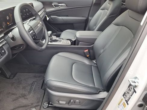 New 2026 Kia Sportage EX w/ EX Panorama Roof Package FWD image 8