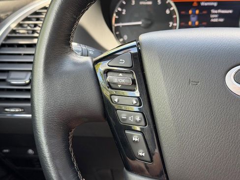 Used 2022 INFINITI QX80 Luxe w/ All-Season Package AWD/4WD image 19