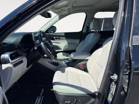 Used 2022 Kia Telluride EX w/ EX Premium Package AWD/4WD image 10