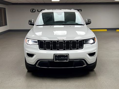 Used 2021 Jeep Grand Cherokee Limited w/ Premium Lighting Group image 2
