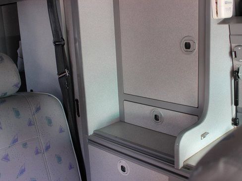 Used 1997 Volkswagen Eurovan Camper image 16